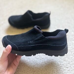 🖤 Lands’ End Black Suede Slip-On Shoes – Youth/Adolescent